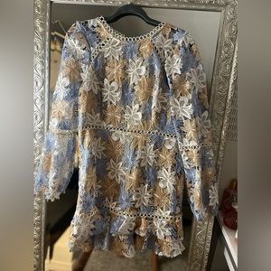 Stunning dress! Only worn once and received multiple compliments